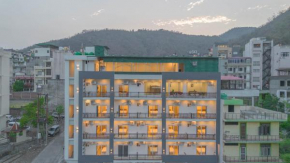 Perfectstayz Alpine Near Laxman Jhula